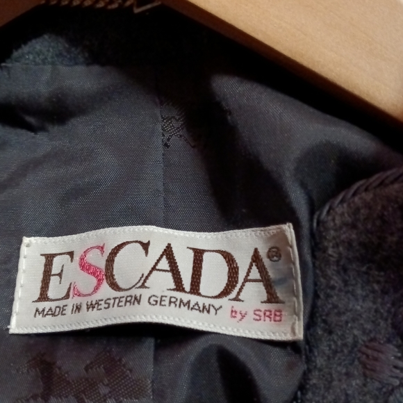 Escada Gray Wool Flannel Jacket w/ Embroidery Detail Open Front Size 8 / 38 - Picture 12 of 15